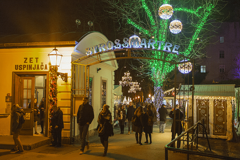 Zagreb, Croatia - Advents Square Christmas Market | Enlightened Journeys Travel Zagreb, Croatia - Advents Square Christmas Market