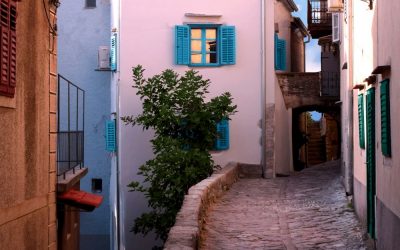 Croatian Cuisine: Croatian Goddesses, Local Flavors, and Hidden Gems